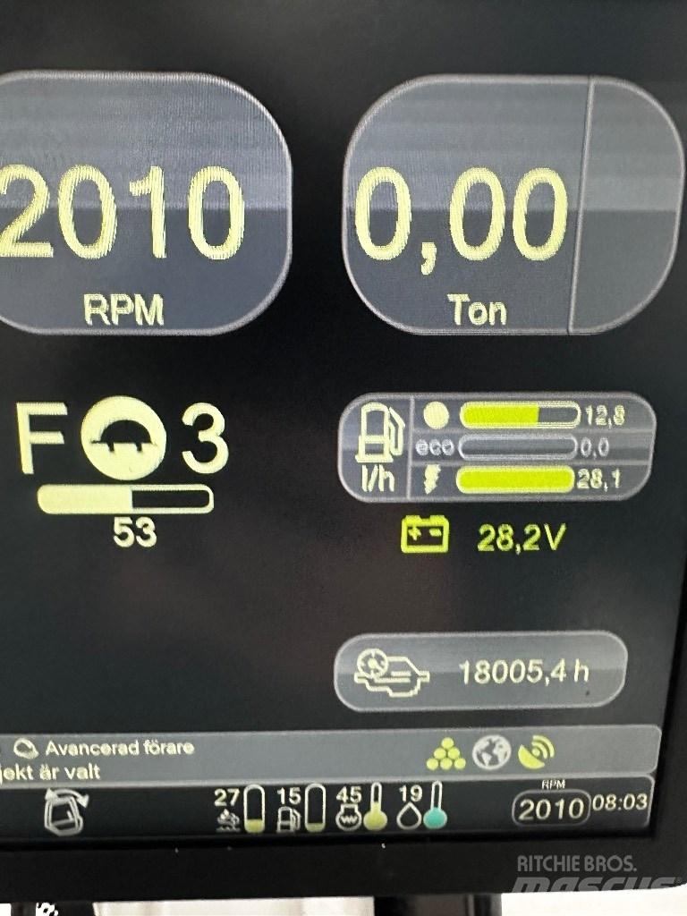 Komatsu 895 Vyvážecí traktory