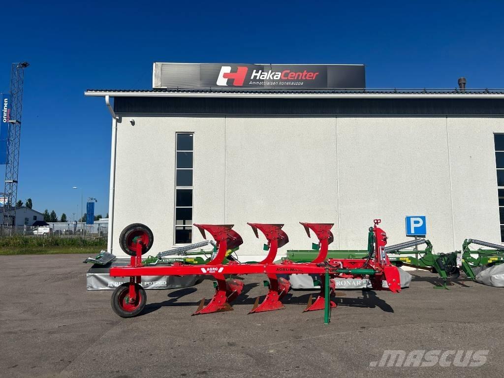 Agro-Masz PO3 Oboustranné pluhy