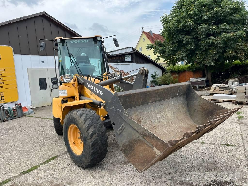 Volvo L 35 G Kolové nakladače