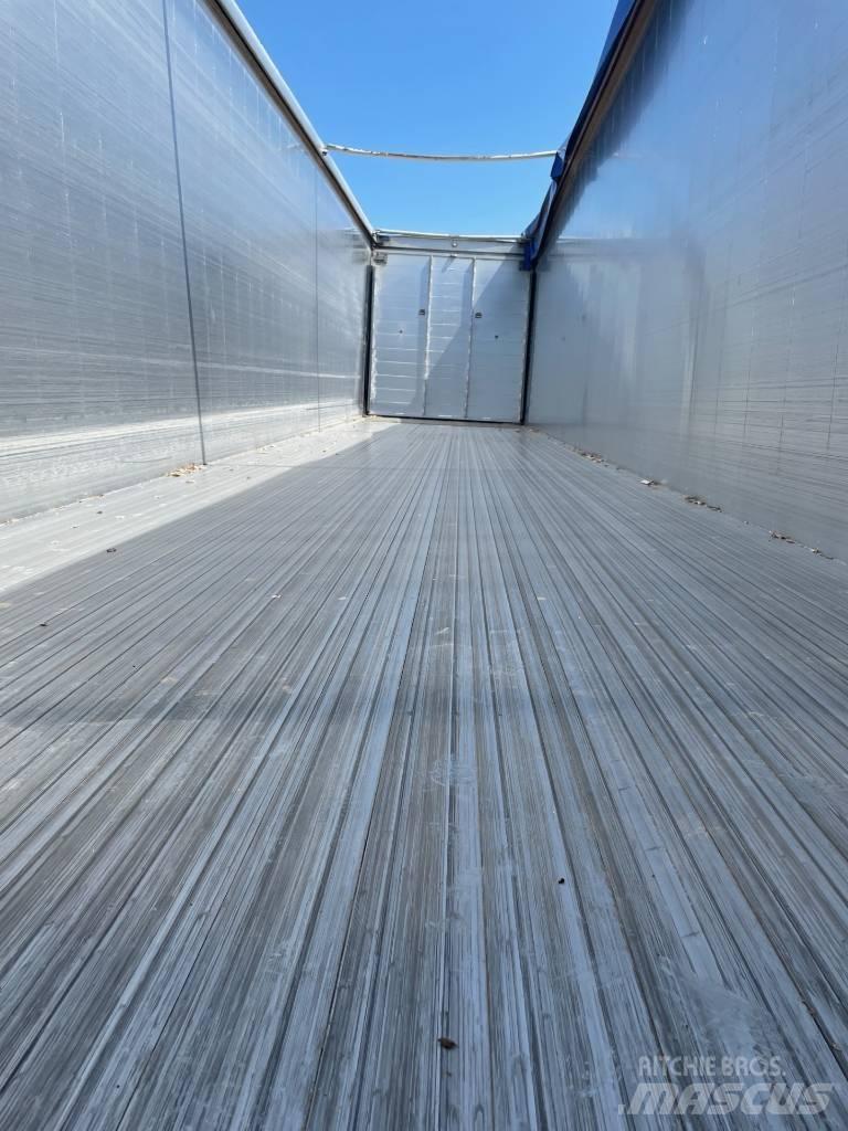 TMT walking floor Přívěsy na dřevní štěpku