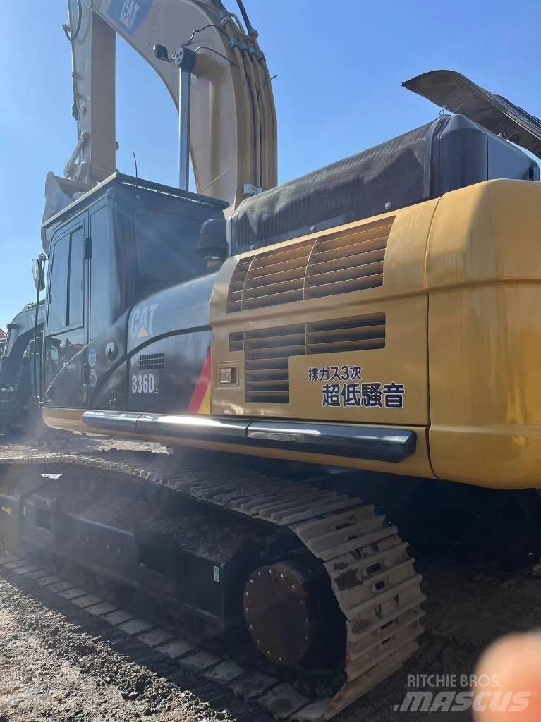 CAT 336D2 Pásová rýpadla