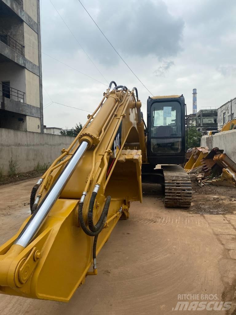 CAT 320 C Pásová rýpadla
