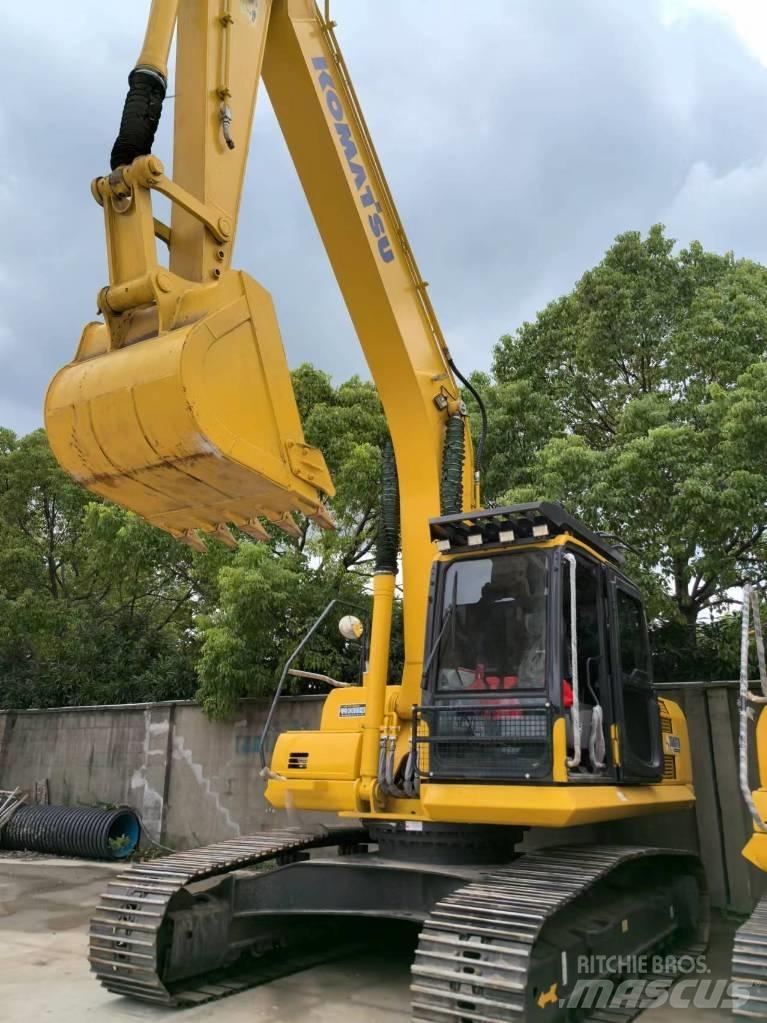 Komatsu PC 220-8 Pásová rýpadla