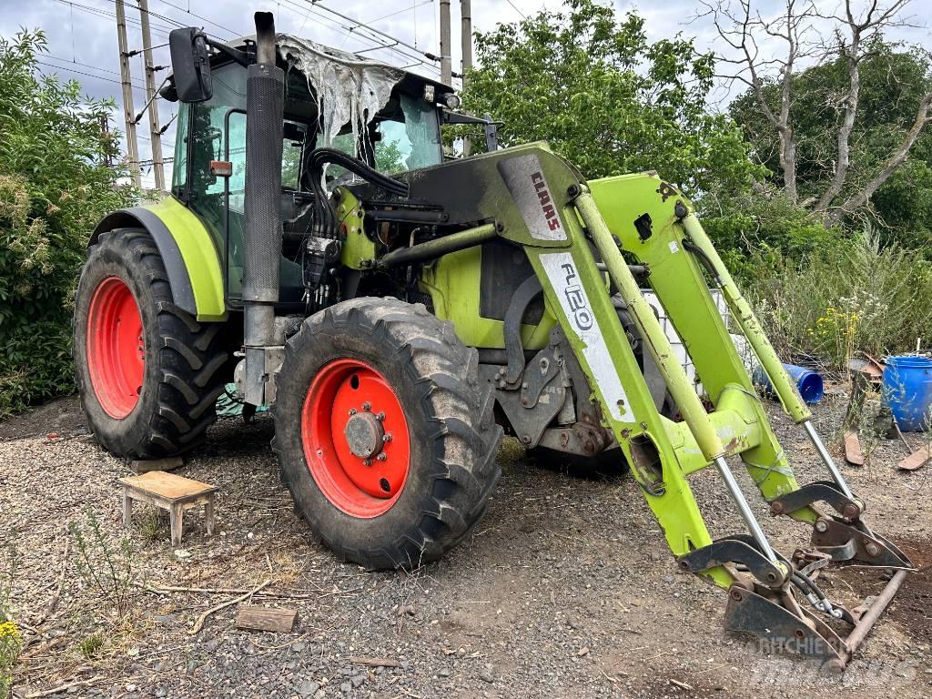 CLAAS Arion 420 Traktory