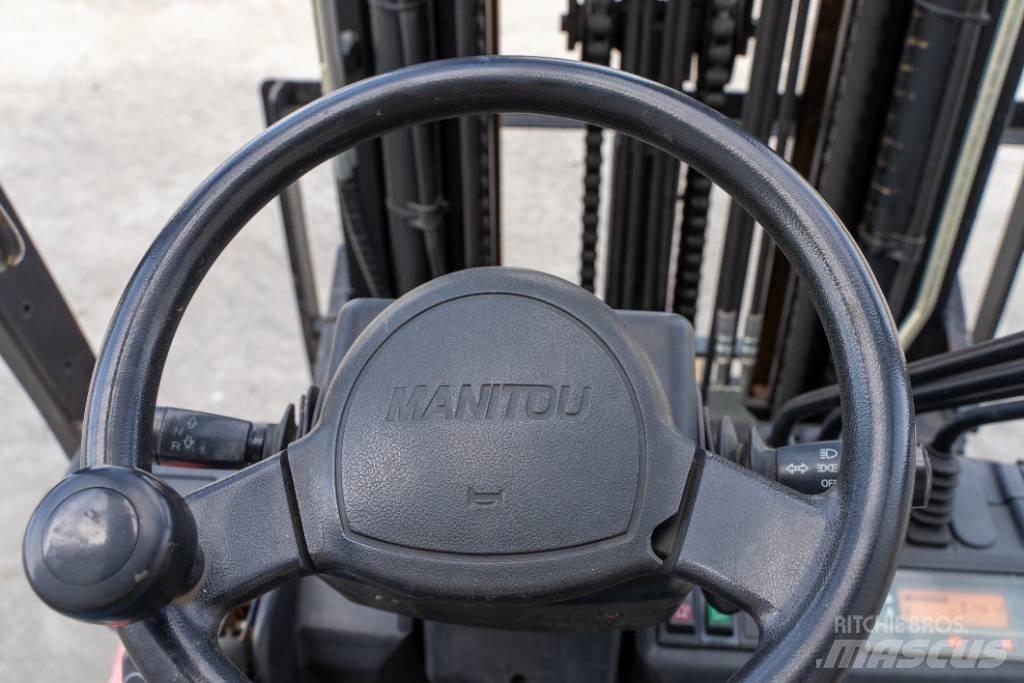 Manitou MI 25 D Dieselové vozíky