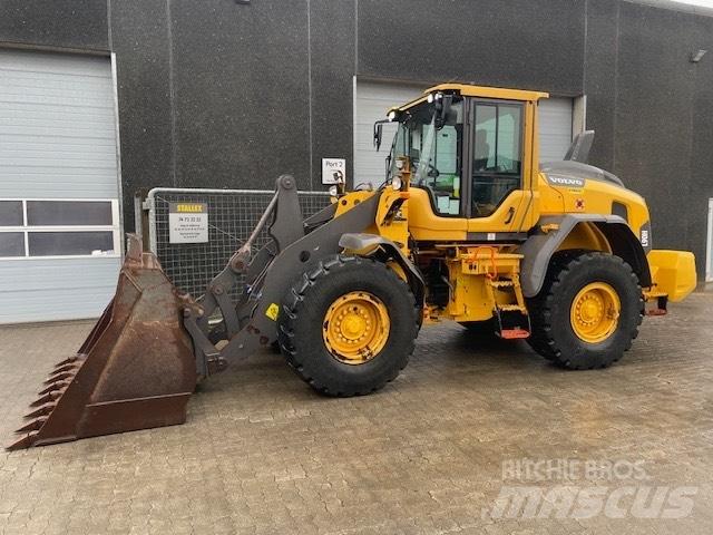 Volvo L90H Kolové nakladače