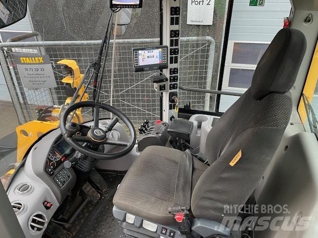 Volvo L90H Kolové nakladače