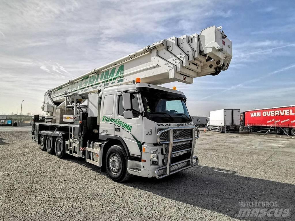 Bronto S70 XDT Kompaktní samohybné kloubové plošiny