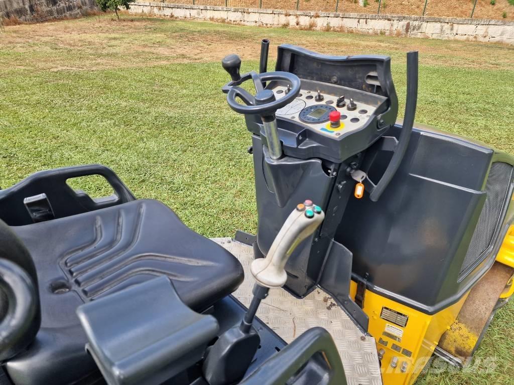 Bomag BW 120 Tandemové válce