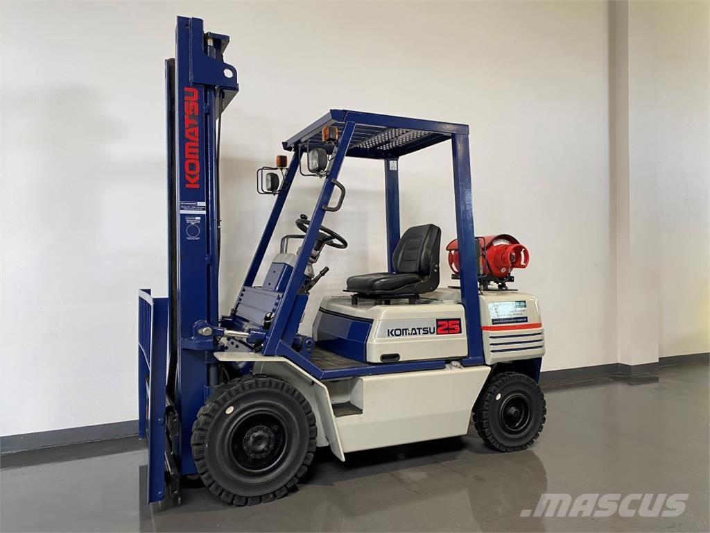 Komatsu FG25T-11E LPG vozíky
