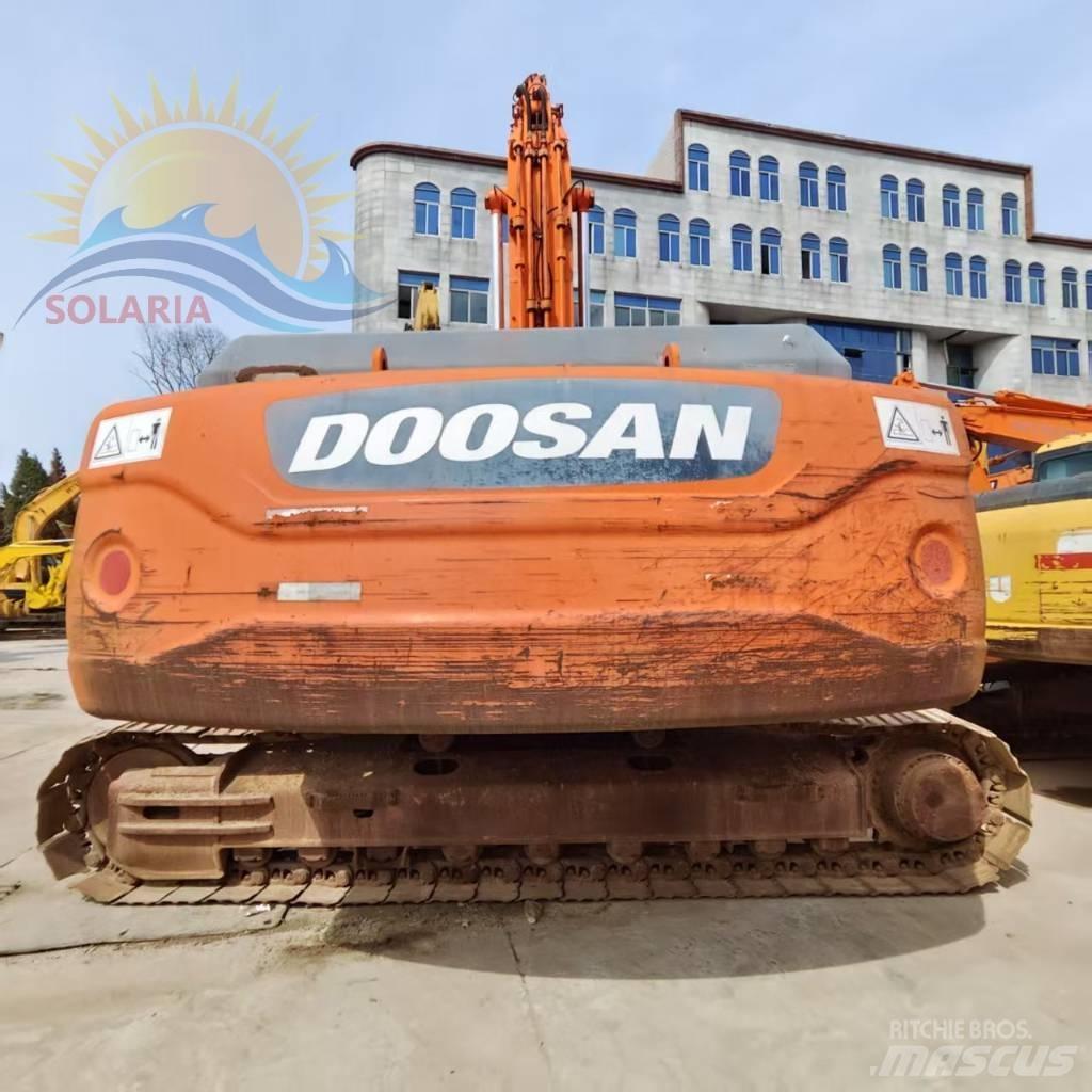 Doosan DX 300 LC Pásová rýpadla
