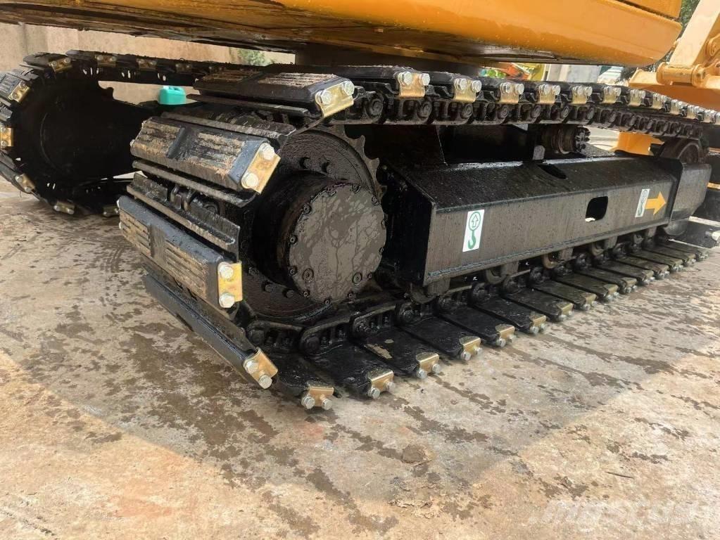 CAT 307 D Pásová rýpadla