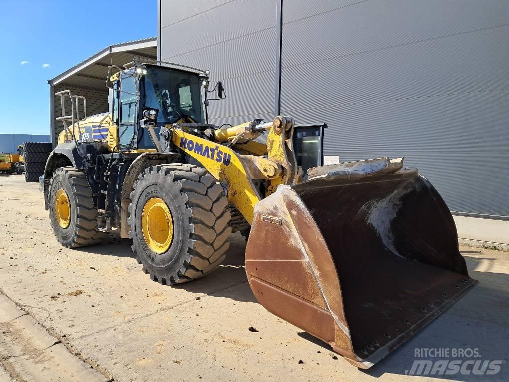 Komatsu WA475-10E0 Kolové nakladače