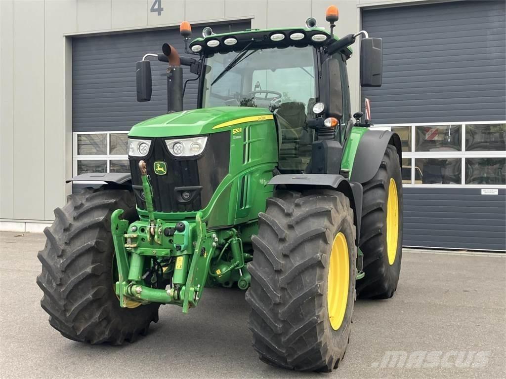 John Deere 6250R Traktory