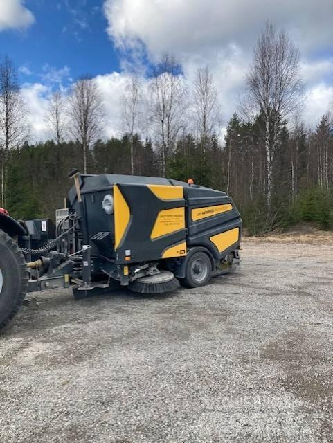 Schmidt Wasa 300+ Zametací stroje