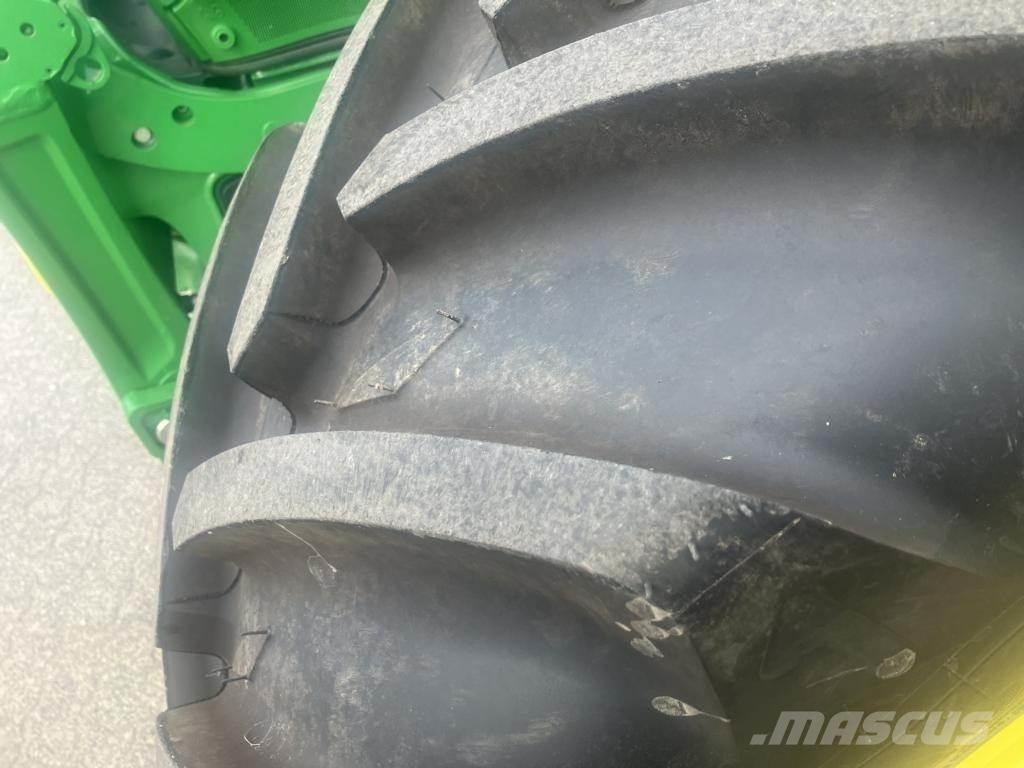 John Deere 6R150 Traktory