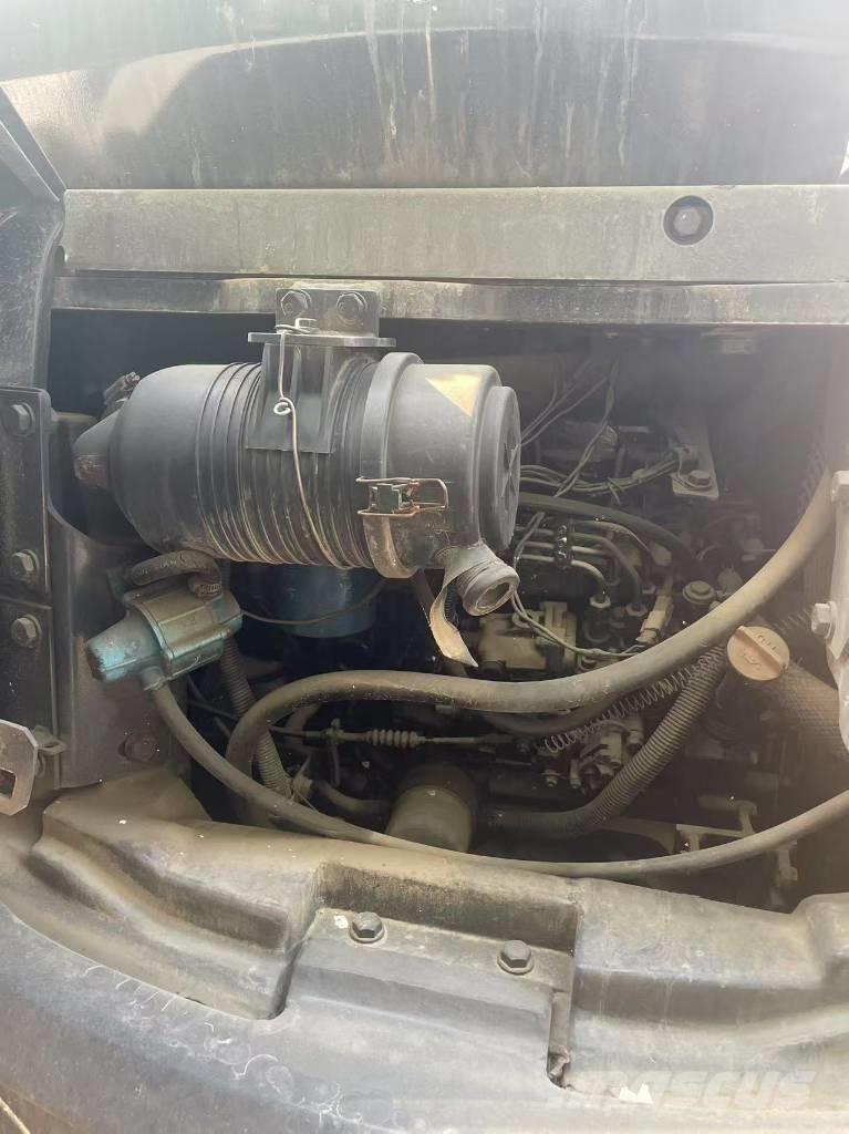 Komatsu PC 55 Pásová rýpadla