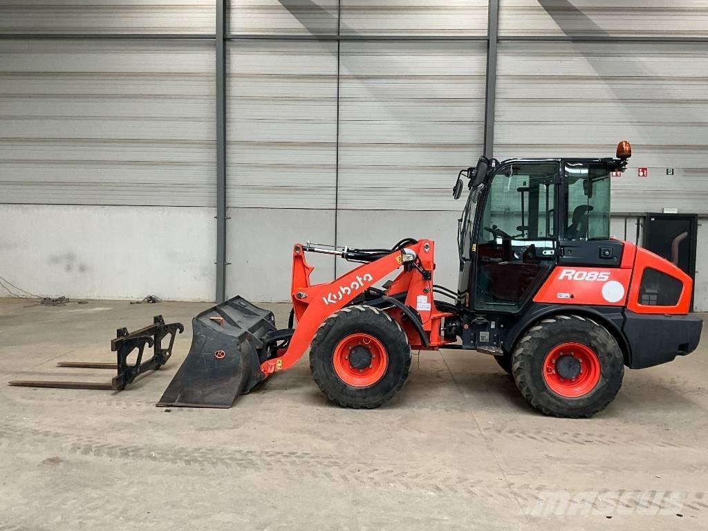 Kubota R 085 Kolové nakladače