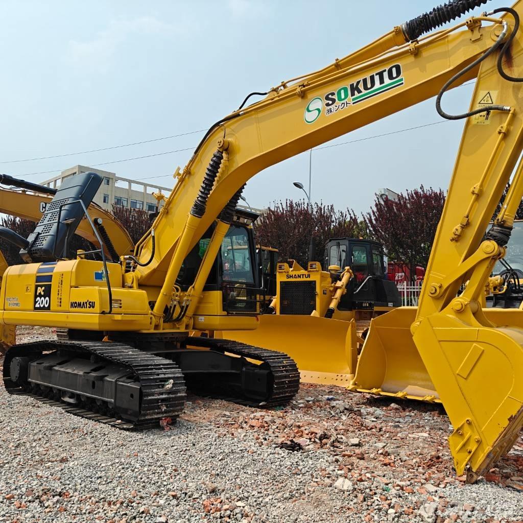 Komatsu 200-8 Pásová rýpadla