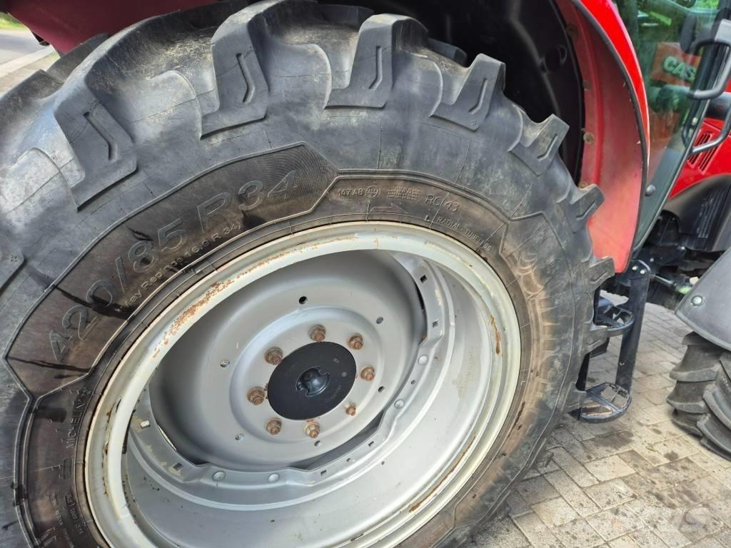 Case IH Farmall 85 C Traktory