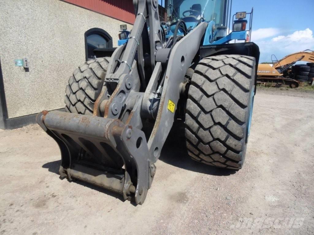 Volvo L 220 G Kolové nakladače