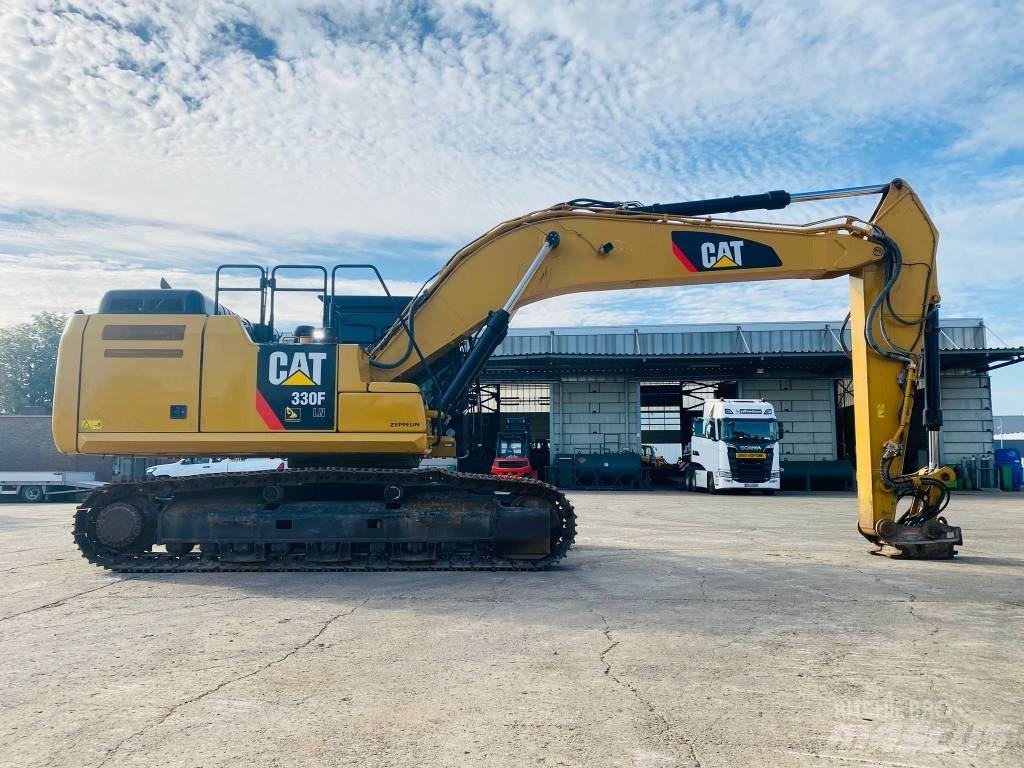 CAT 330 fln Pásová rýpadla