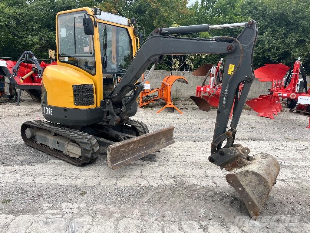 Volvo ECR 28 Mini rýpadla < 7t