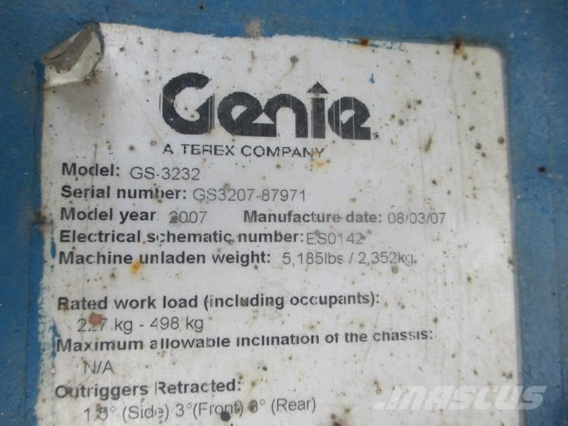 Genie GS 3232 Nůžková zvedací plošina