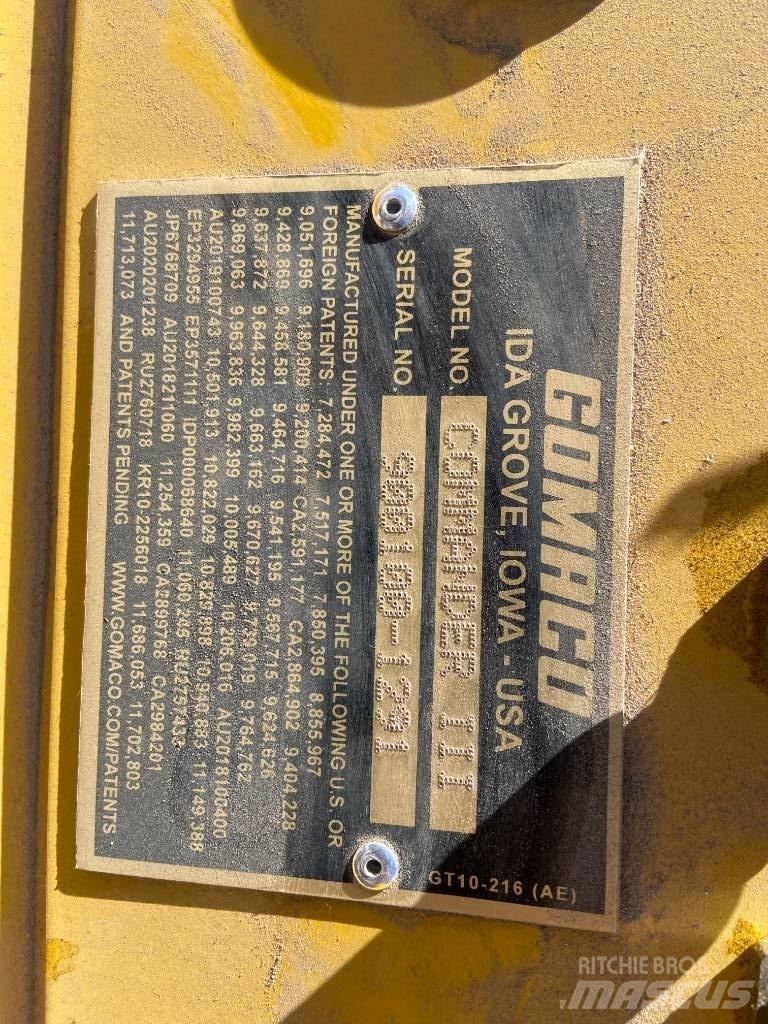 Gomaco Commander III Stroje na betonové dlaždice