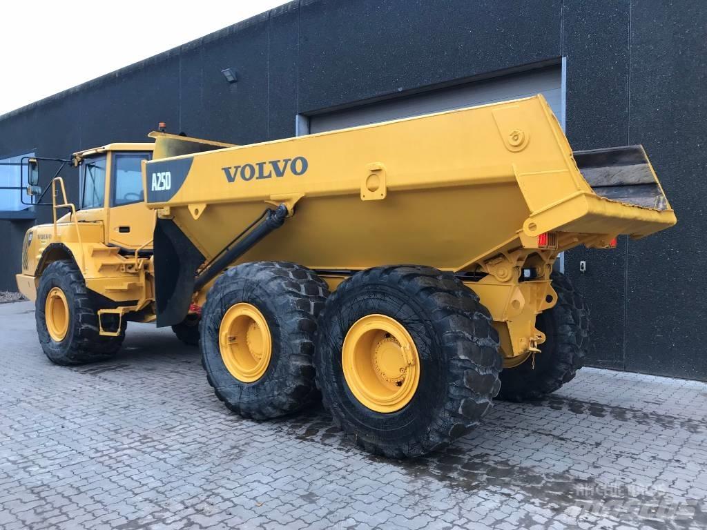 Volvo A25D Vyklápěcí dempry