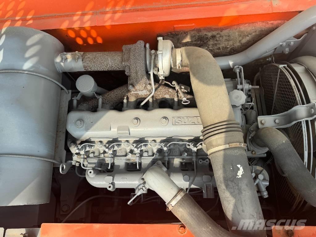 Hitachi ZX 240 Pásová rýpadla