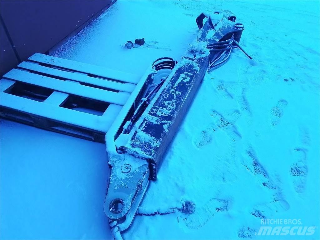 Komatsu 165F Lesní jeřáby