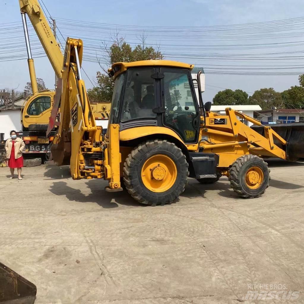 JCB 3 CX Rýpadlo-nakladače