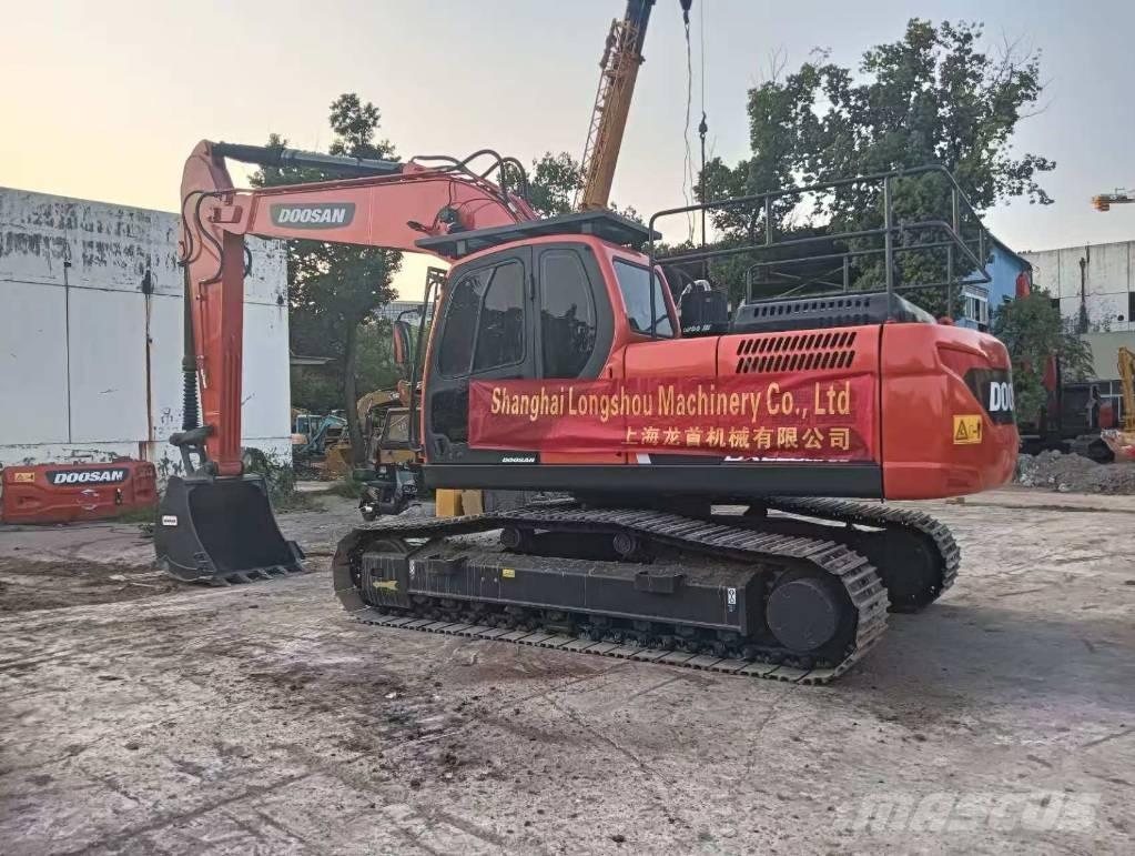 Doosan DX 225 LC-9C Pásová rýpadla