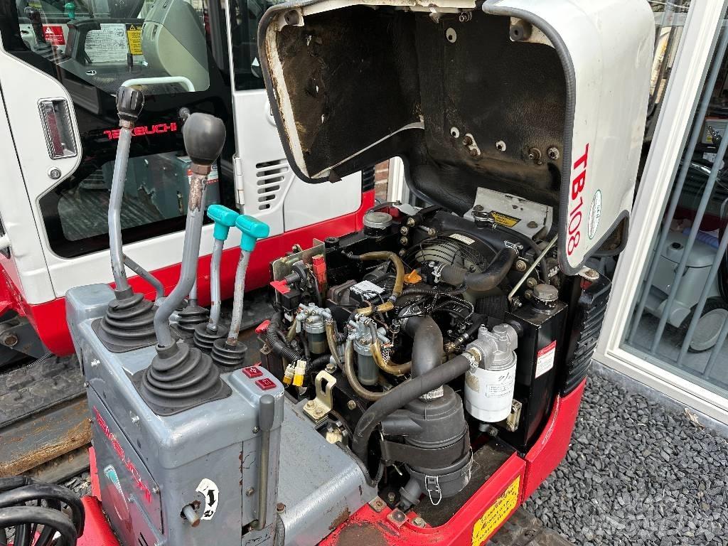 Takeuchi TB108 Mini rýpadla < 7t