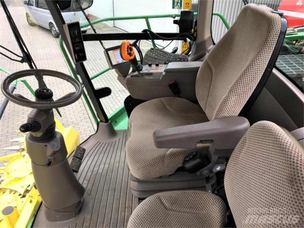 John Deere 8300i Samojízdné sekačky