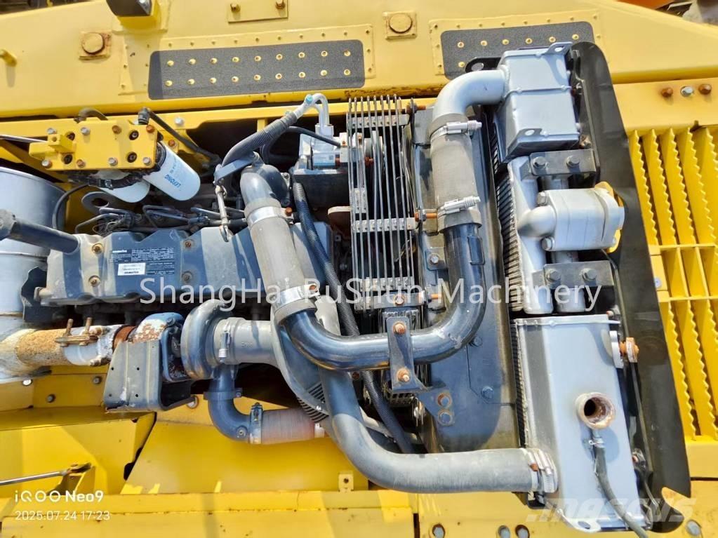 Komatsu 200-8 Pásová rýpadla