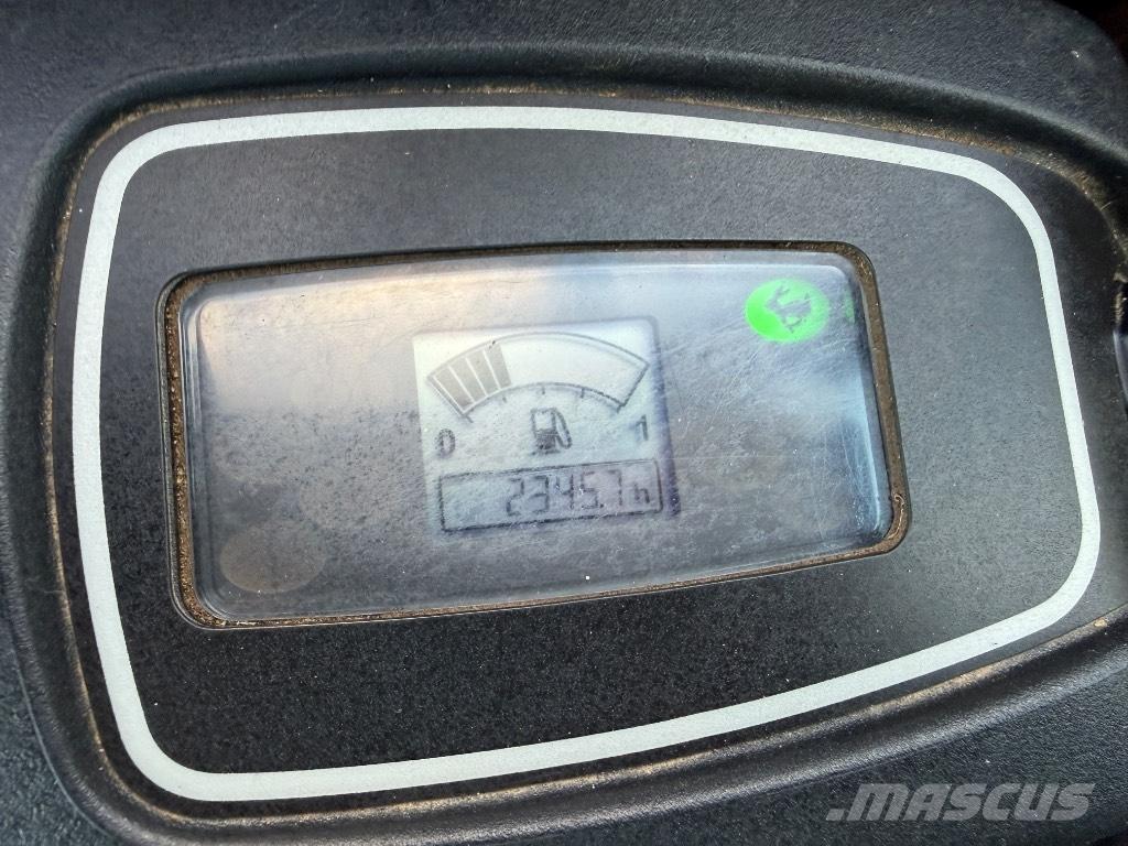 JCB 8026 CTS Mini rýpadla < 7t