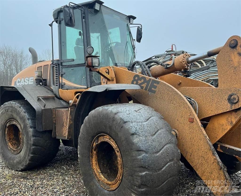 Case IH 821E Kolové nakladače