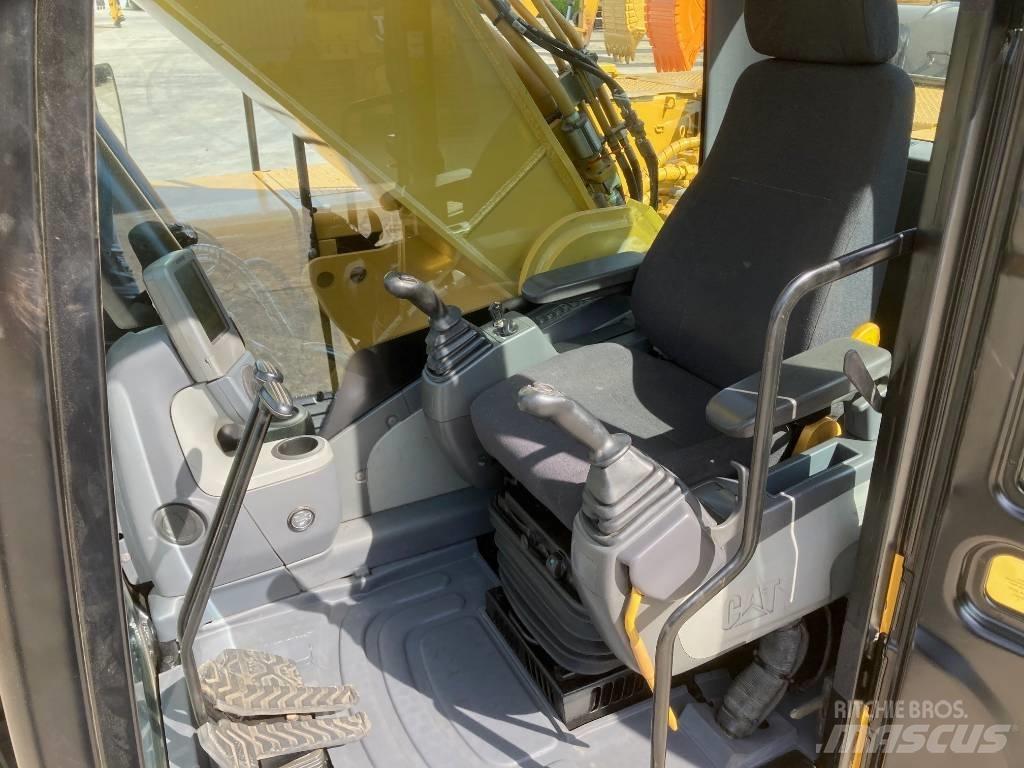 CAT 330 D L Pásová rýpadla