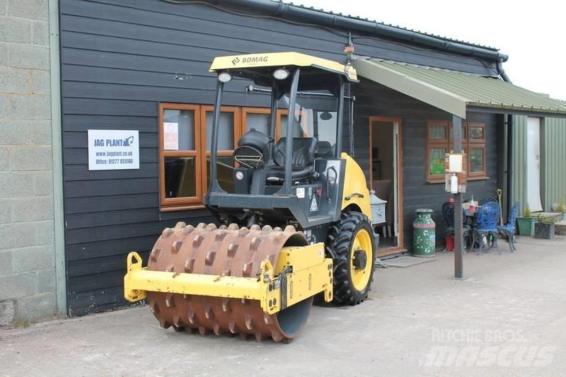 Bomag BW 124 P D H-5 Tahačové válce