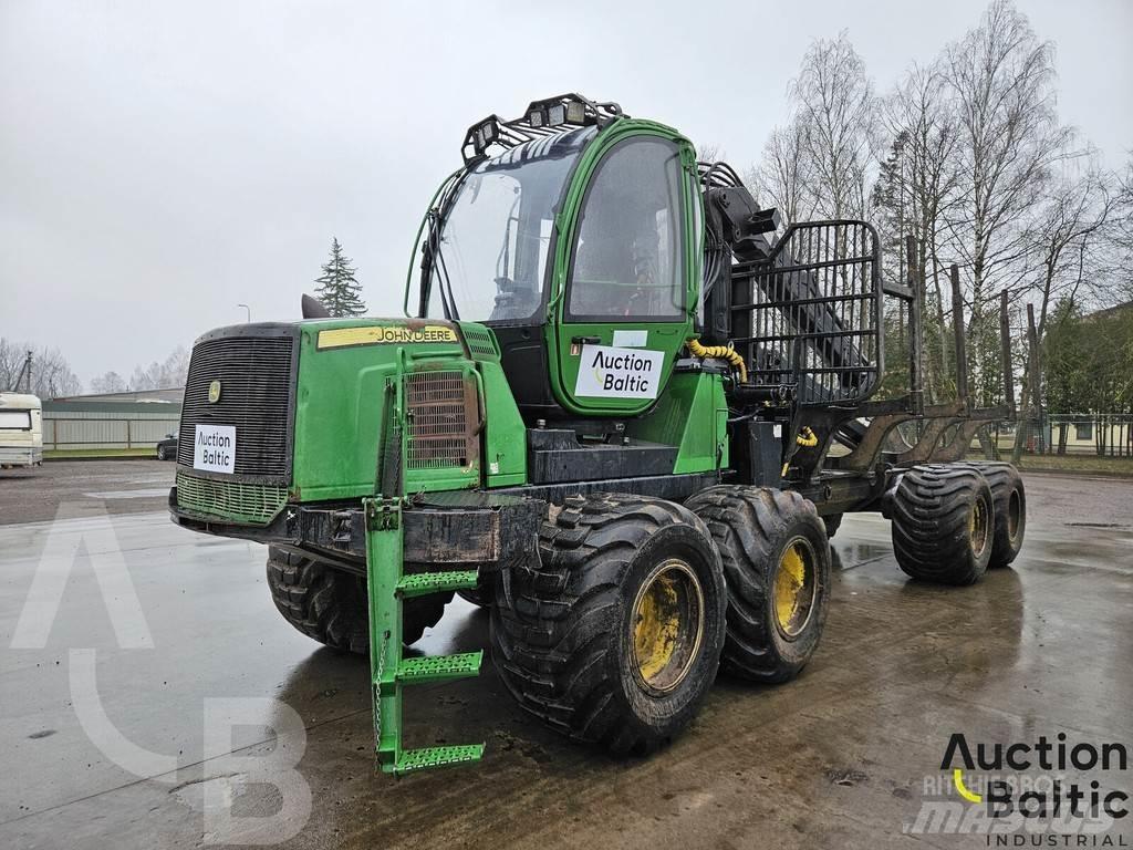 John Deere 1010 E Vyvážecí traktory