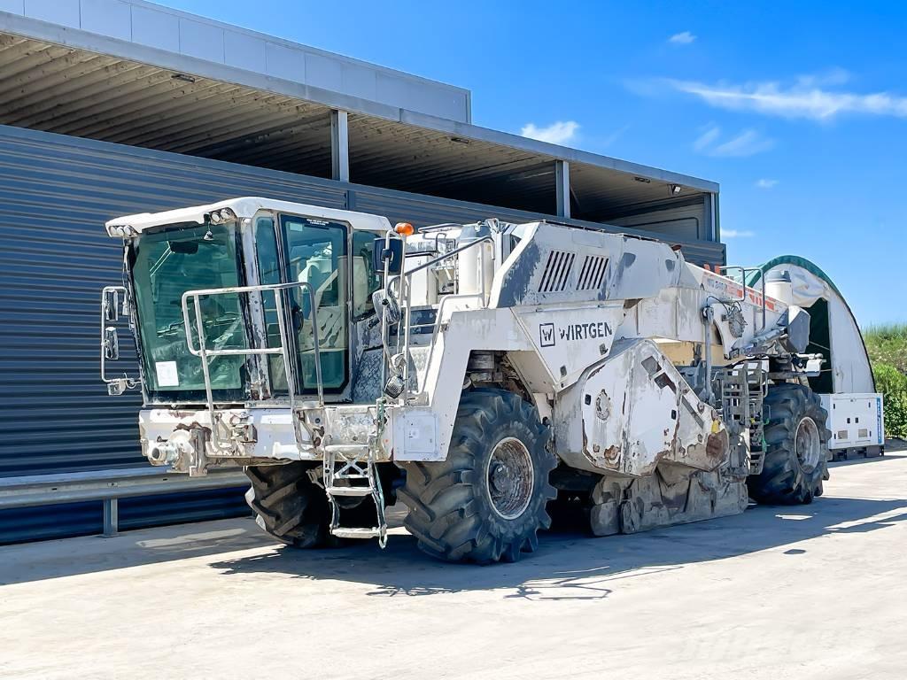 Wirtgen WR 240I Recyklátory asfaltu