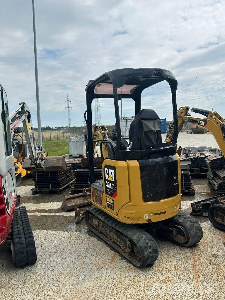 CAT 301.7 Mini rýpadla < 7t