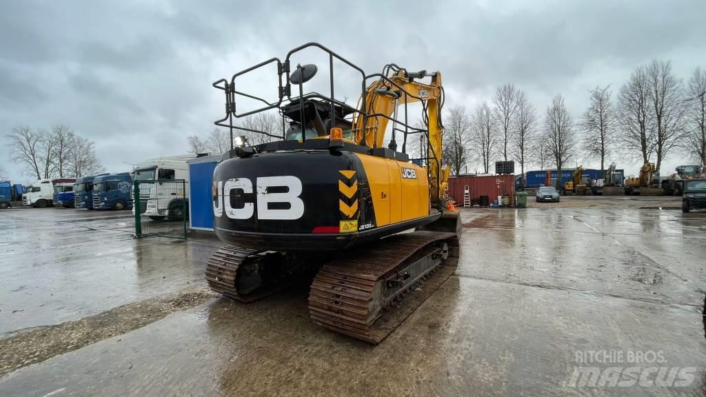 JCB JS 130 LC Pásová rýpadla
