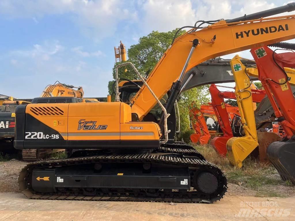 Hyundai R220LC-9S Pásová rýpadla