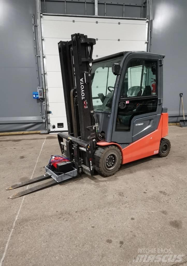 Toyota 9FBM30T Akumulátorové vozíky