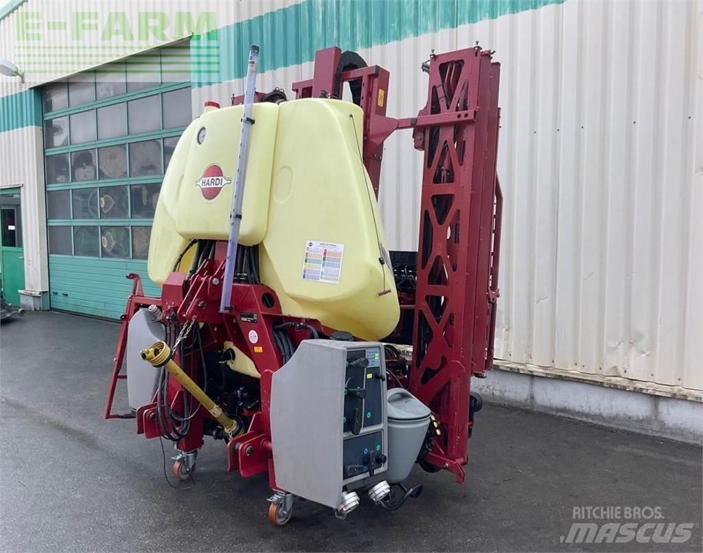Hardi MEGA 1200 Tažené postřikovače