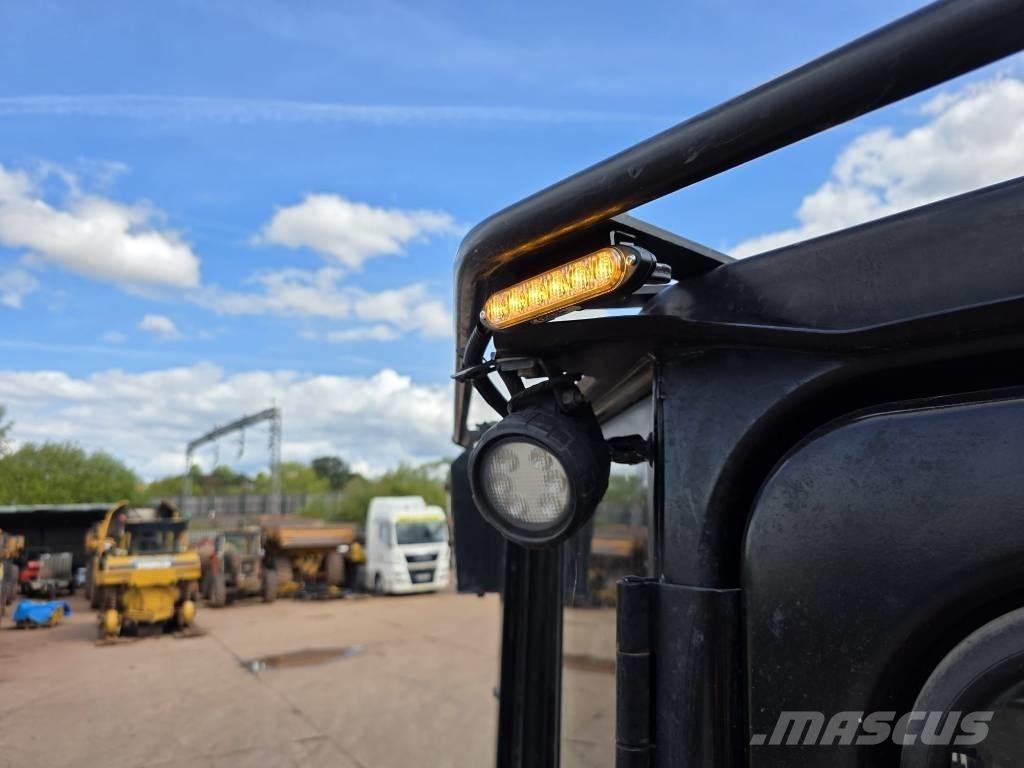 CAT D 5 LGP Pásové dozery