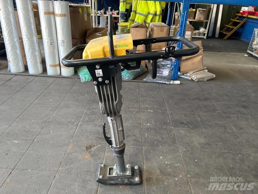 Wacker Neuson AS30e Vibrační pěchy